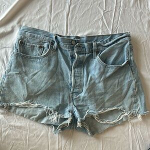 Levi’s 501 Cut off Jean Shorts